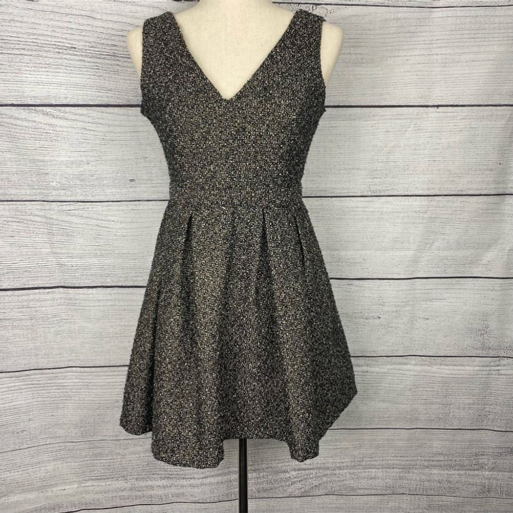 POOKIE & Sebastian Fit and Flare Dress Black with Gold size M - Picture 5 of 9